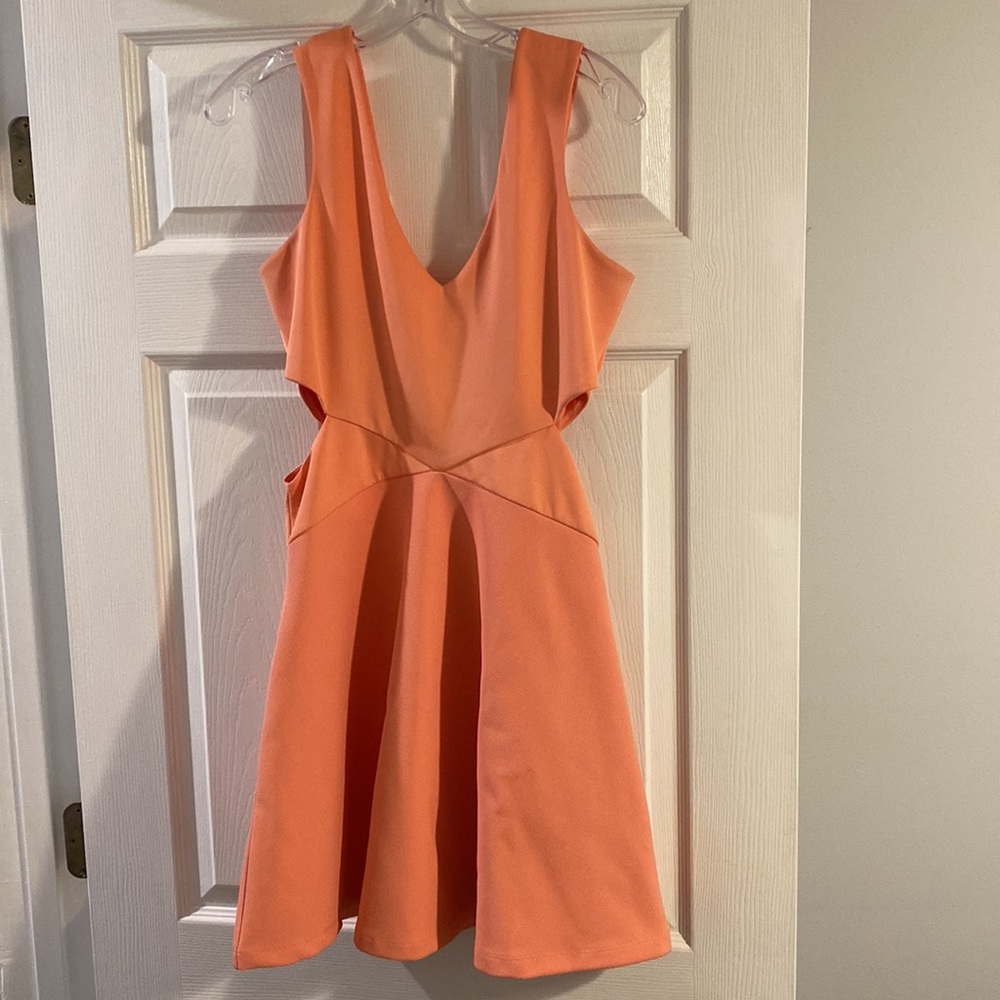 Gianni Bini - Dress with side cut outs